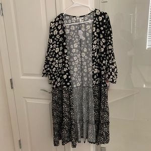 Maurice black and cream cover blouse. Extra long length. NWT